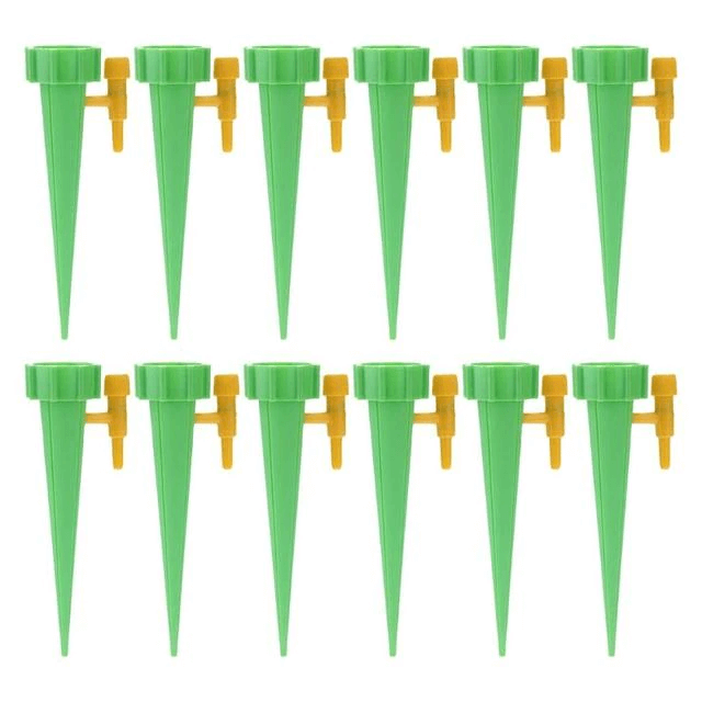 Conjunto de 12 picos de irrigação por gotejamento verde com conexão amarela para sistema automático de rega