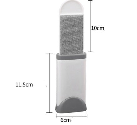 Removedor de pelos portátil cinza e branco com medidas 11,5 cm altura e 6 cm largura