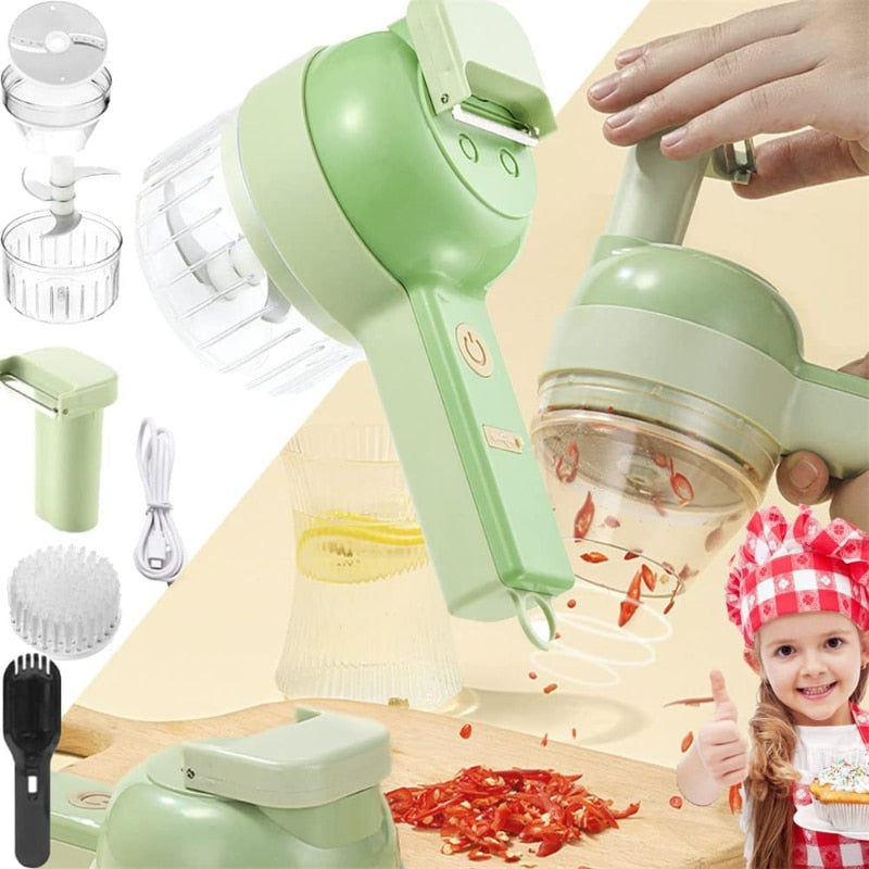 Triturador elétrico verde com acessórios para picar pimenta e alimentos na cozinha com criança fazendo joinha