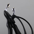 Escultura Casal Dançando em Resina Nórdica