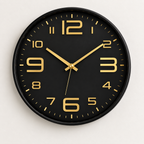 Relógio de parede 30 cm Aurum preto com dourado em fundo claro